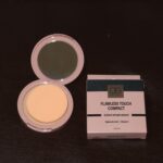 OG Beauty Biscotti Flawless Touch Compact Powder (9 GM / 1 Pc) - Image 6
