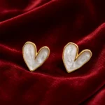Elegant Pearl Heart Stud Earrings for Women Gold-Toned Minimal Earrings. - Image 4